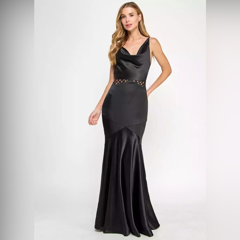 SENI & CADE - NWT - XL - Black
Satin Cowlneck Cutout Gown